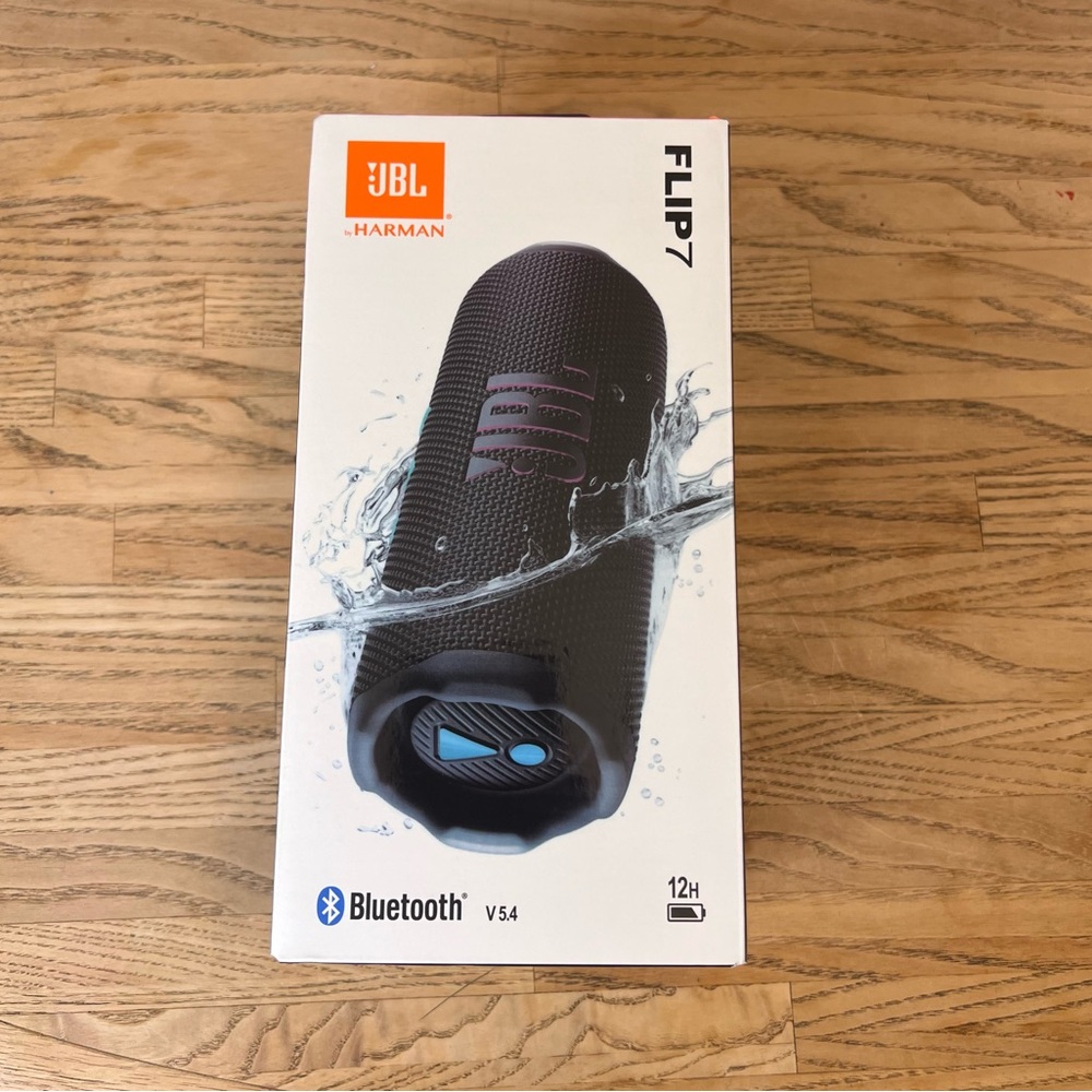 JBL Flip 7 Portable Speaker - Black
